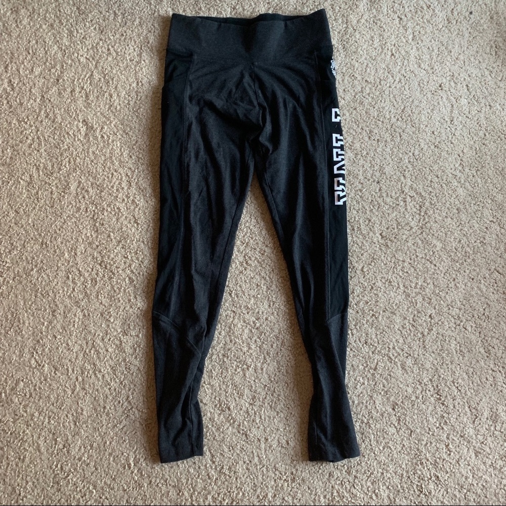 pink vs leggings/yoga pants